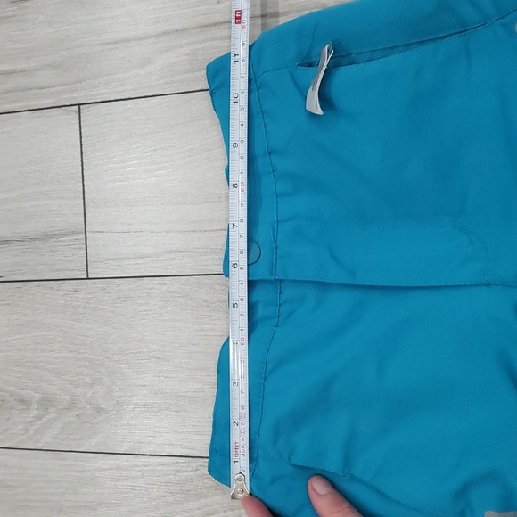 Girl's snow pants with suspenders (fit like a 5) - Picture 9 of 10